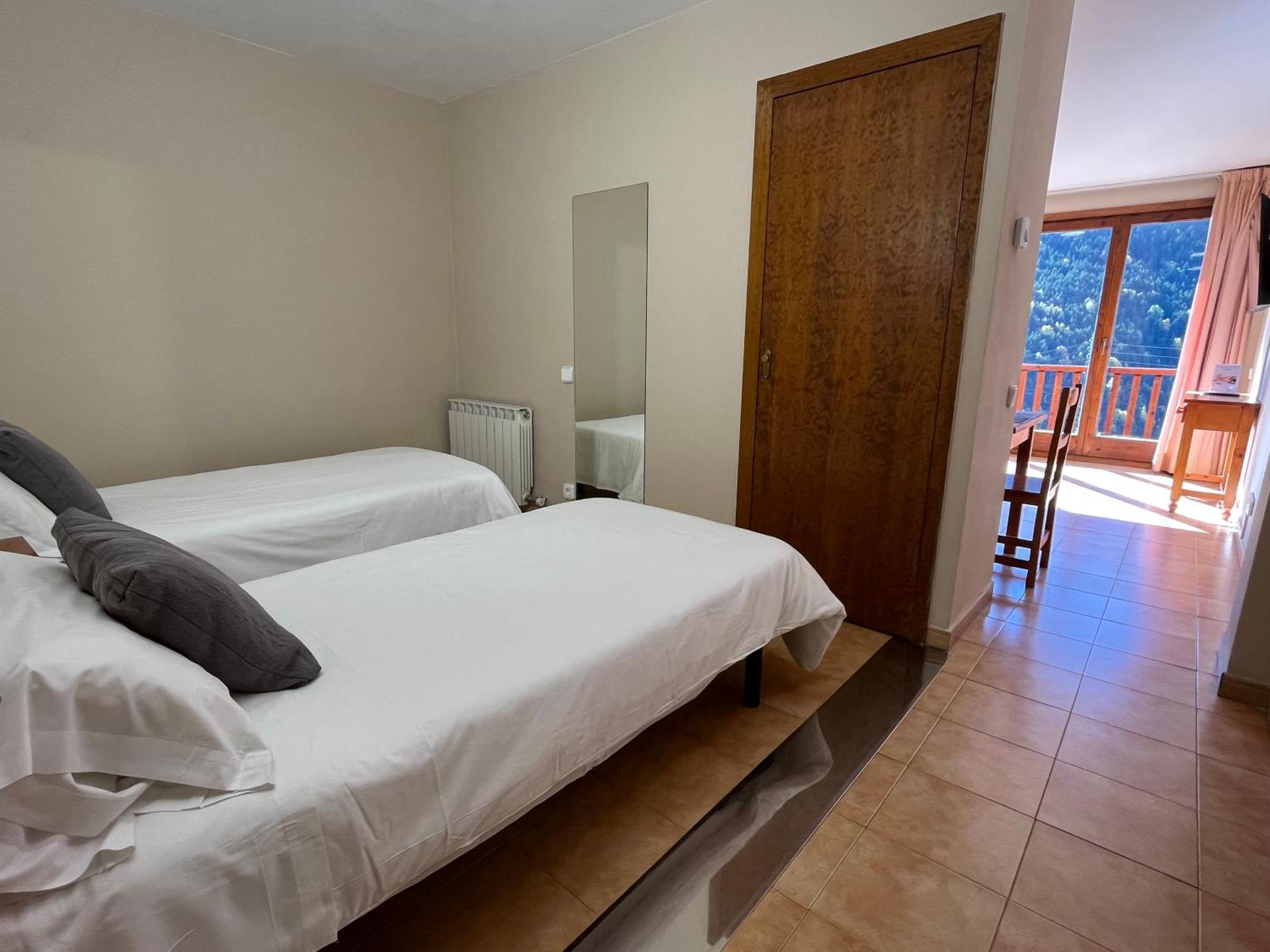 Apartamentos Solana de Ransol Bagian luar foto